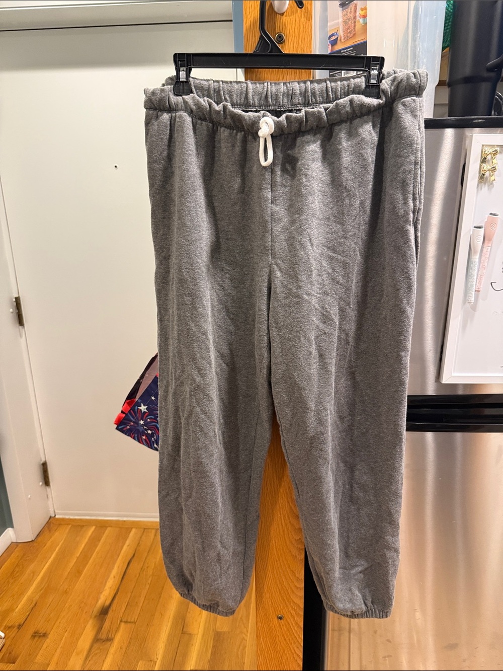 Gray jogger sweatpants size L